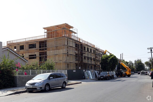 Photo - 9126 Langdon Ave