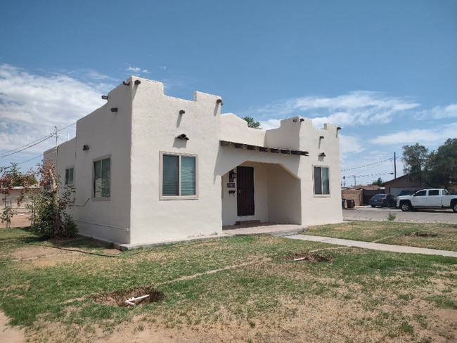 Photo - 240 N 3rd St