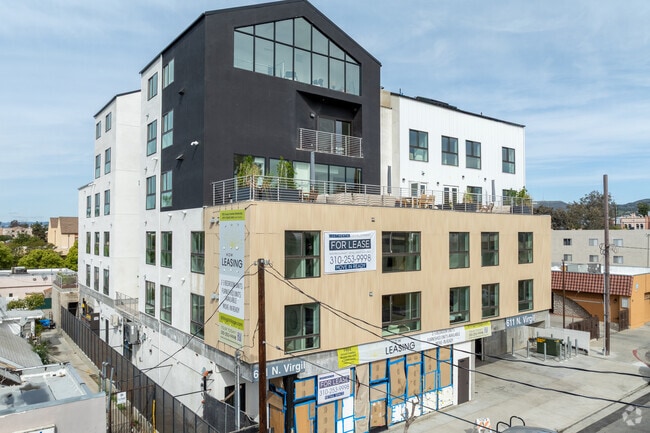 Foto principal - 611 Virgil Village