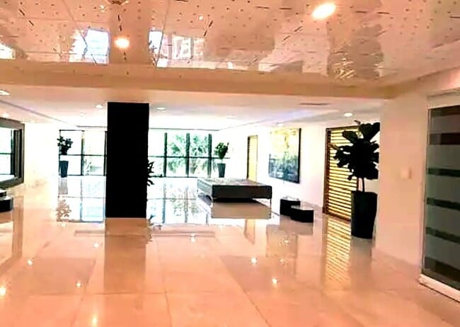 Photo - 540 Brickell Key Dr Unit 617