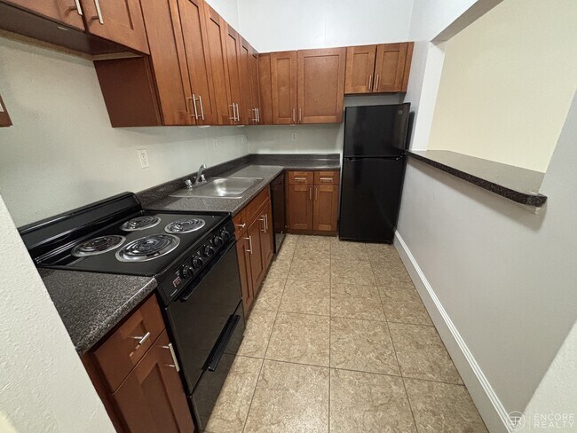 Photo - 33 Lancaster Terrace Unit 209