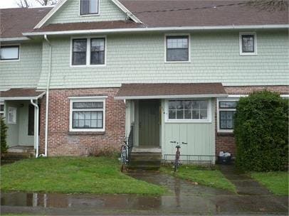 Building Photo - 457 SW Washington Ave