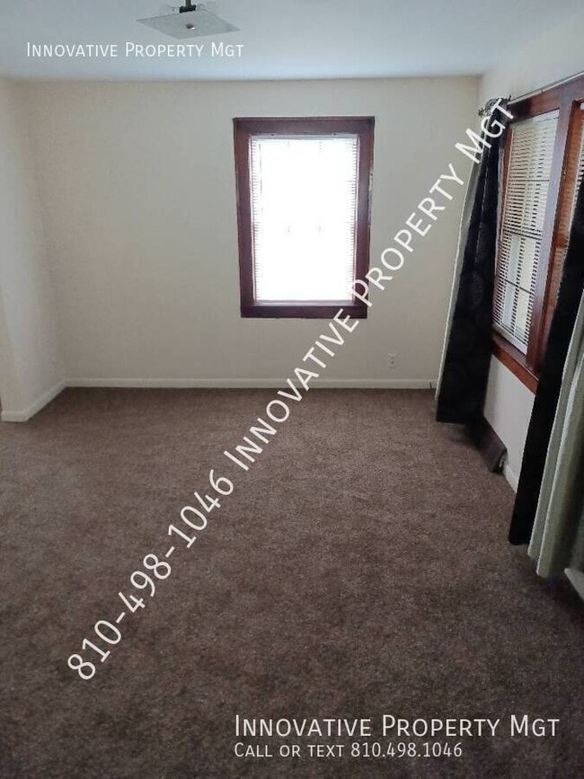 2001 Bagley St