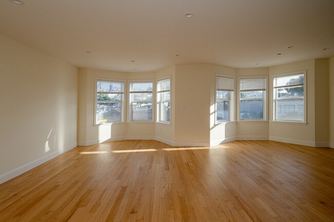 Photo - 1525 Ocean Ave Unit C