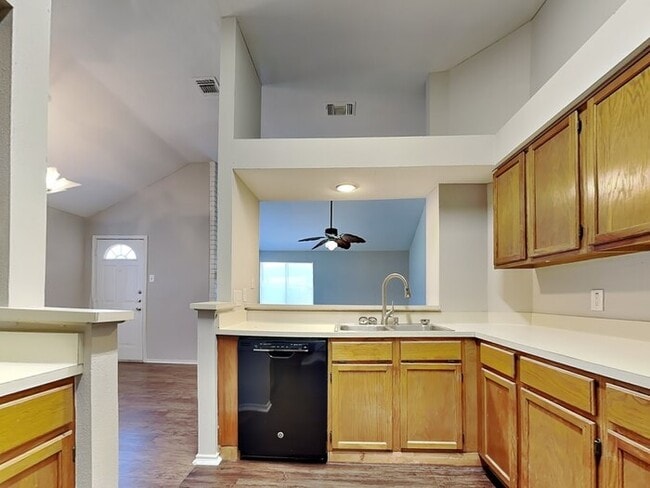 Photo - 13131 Rocky Ledge Dr