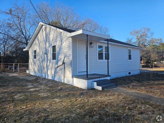 Building Photo - Spring Lake- Hollandale Area- Eva Circle Rental