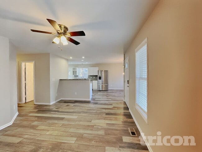 Photo - 1117 Woodbriar St