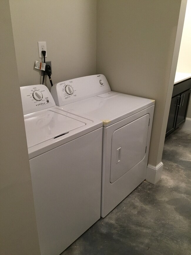 Photo - 3818-3820 Arsenal St