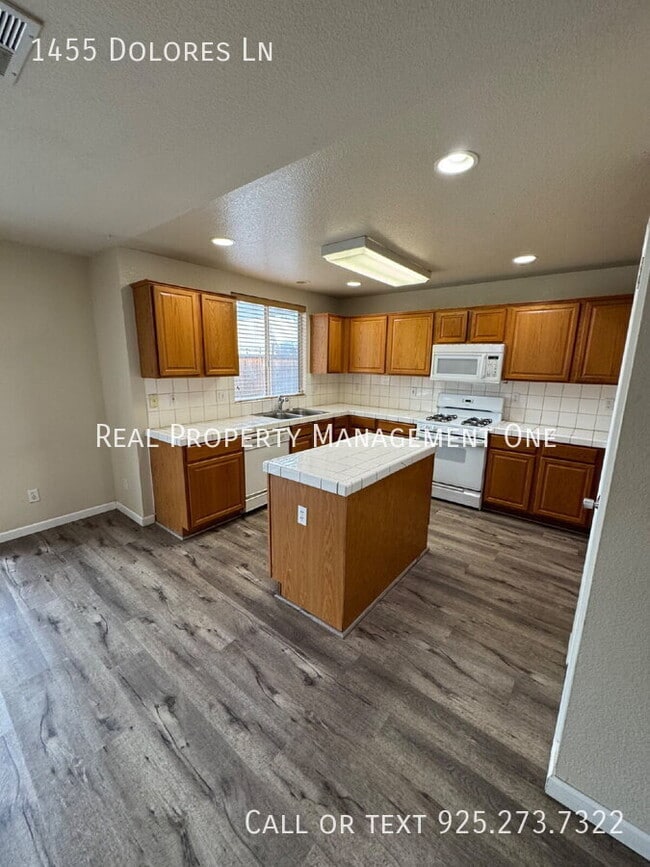 Photo - 1455 Dolores Ln