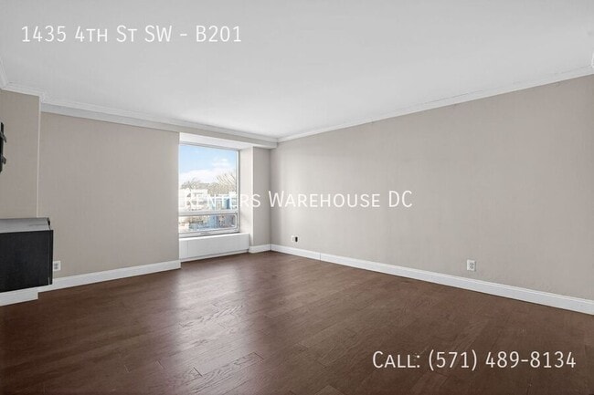 Building Photo - 1435 4th St SW