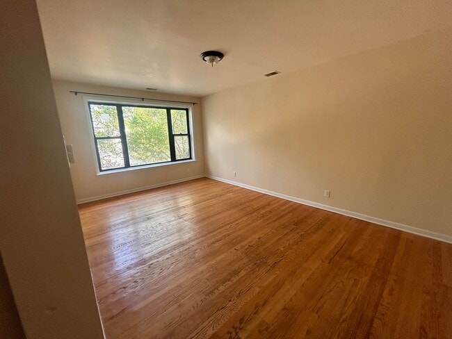 Photo - 6 Corners Apartment! Unit 4811-2E