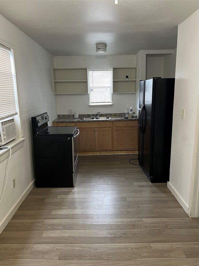 Photo - 7909 Brutus St Unit 2