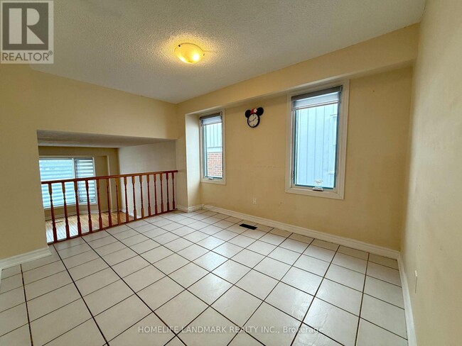 Photo - 17 Wintermute Blvd