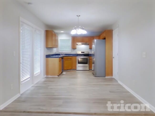 Photo - 219 S Red Oak Way