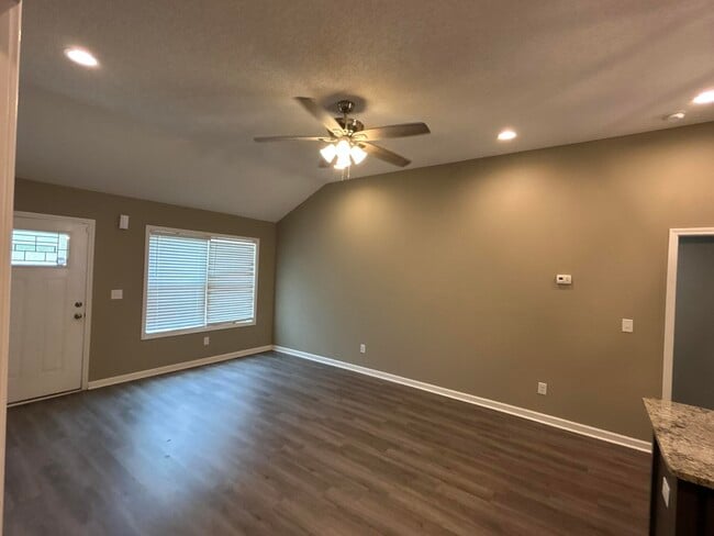 Photo - 2570 County Rd 43-402