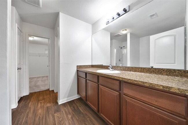 Photo - 2524 Watersail Dr