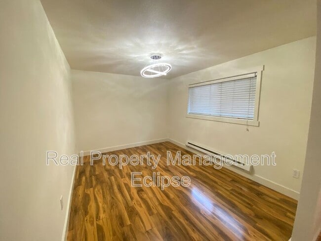 Photo - 15827 Leary Wy Unit Apt B120