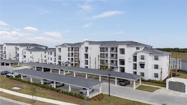 Building Photo - 15405 Grn Acrs Ave Unit 2338