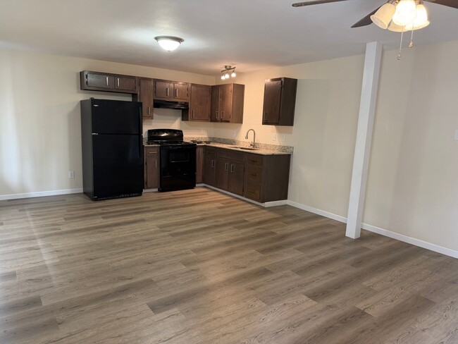 Photo - 1110 S 7th St Unidad B