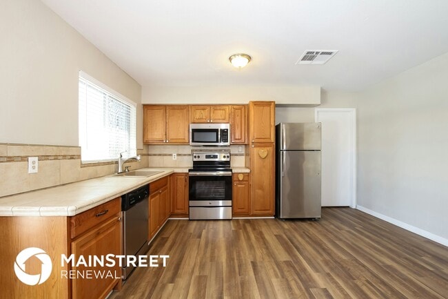 Photo - 18048 N 50th Ave