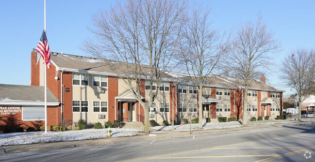 Photo - 160 N Centre Ave Apartments
