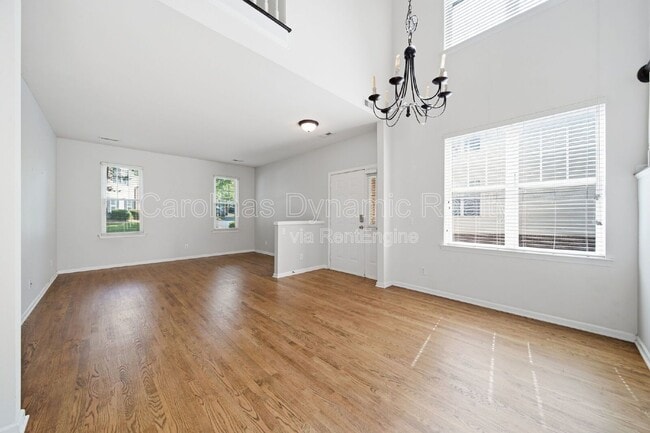Photo - 17059 Commons Creek Dr