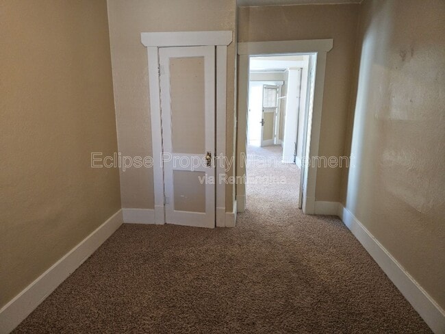 Photo - 204 Edison Ave