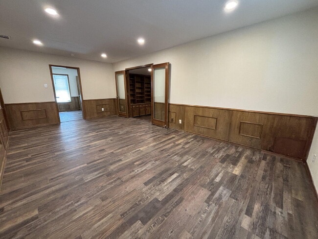 Photo - 1848 Houston St