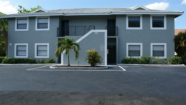Building Photo - 11625 NW 35th Ct Unit 11627 Rental