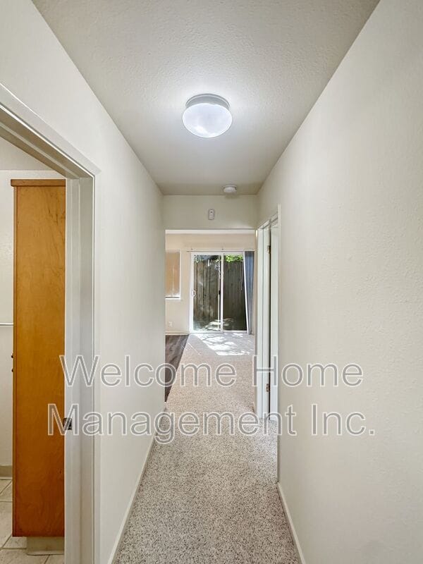 Photo - 1436 Henry St
