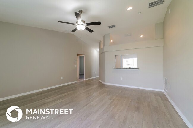 Photo - 1040 Condor Dr