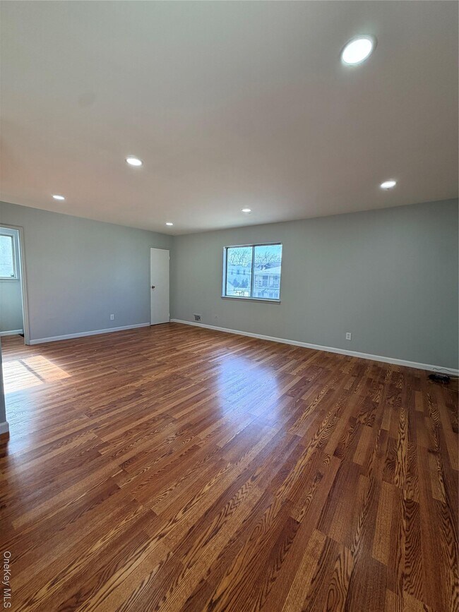 Photo - 153-16 110th Rd Unidad 2