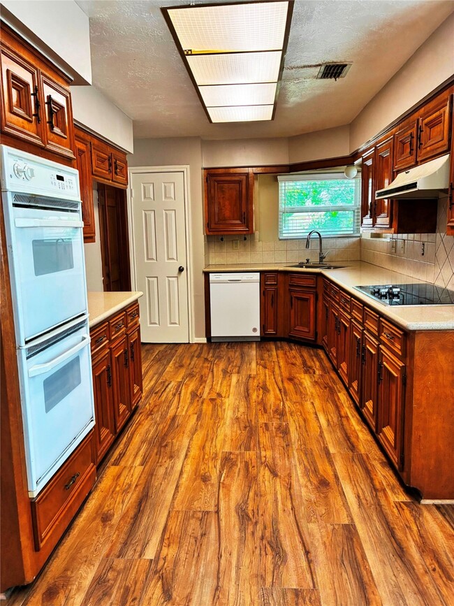 Photo - 15502 Rio Plaza Dr