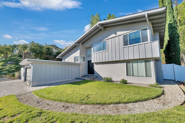 Photo - 19653 Valdez Dr