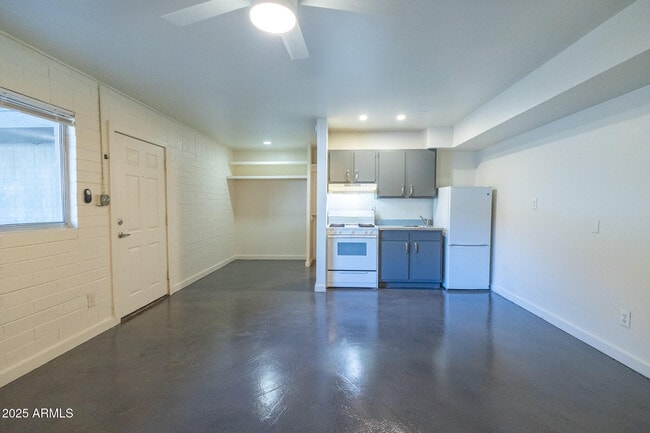Building Photo - 601 N 6th Ave Unit 111 Rental