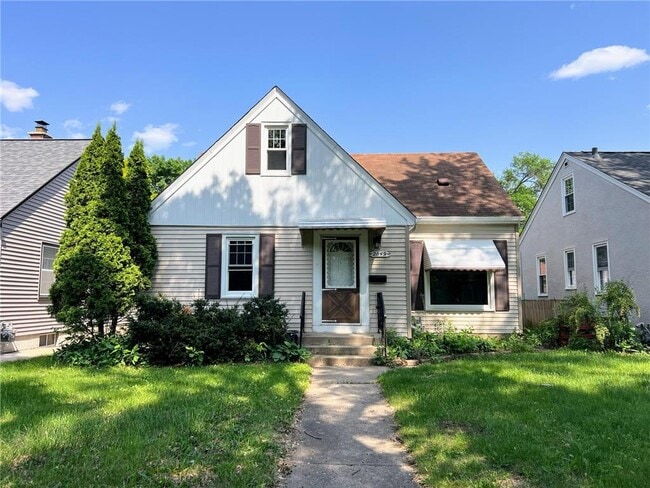 Building Photo - 2849 Jersey Ave S Rental
