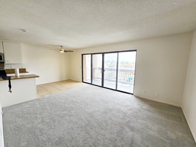 Photo - 4705 Marina Dr