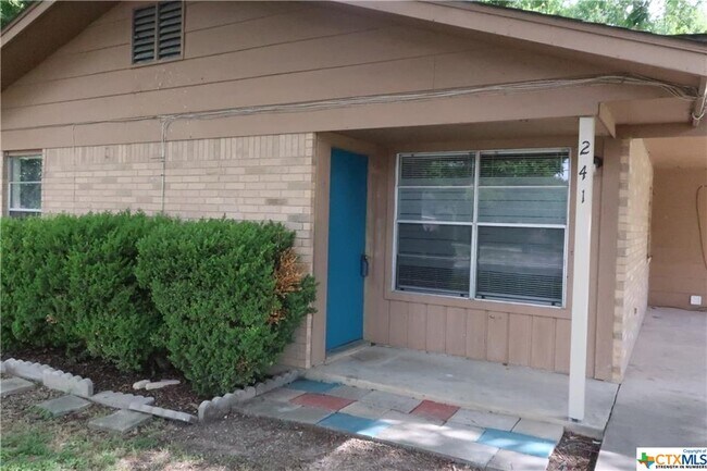 Photo - 241 Bobolink Dr