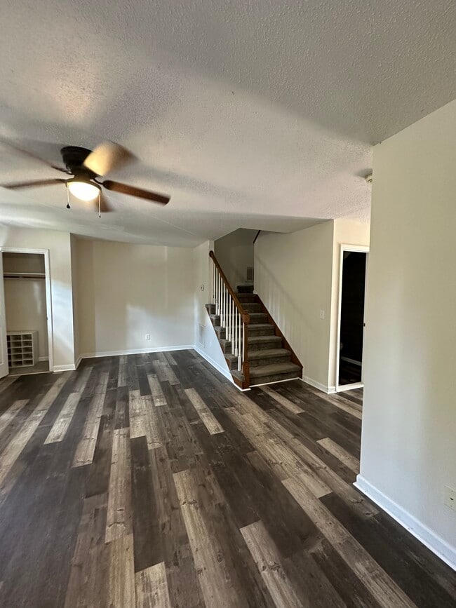 Photo - 254 Booher Rd
