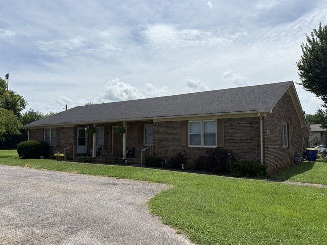 Building Photo - 1768 Patrick Way