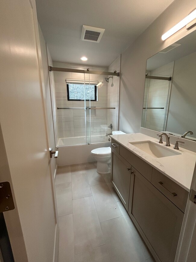 Photo - Elk Run Village