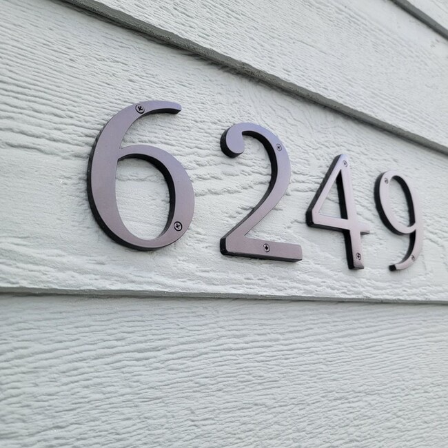 Building Photo - 6249-6253 Mary Lane Drive Unit 6249