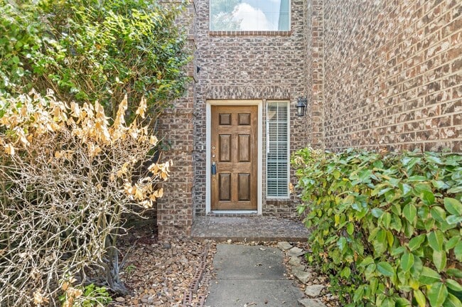 Photo - 18907 Dural Dr