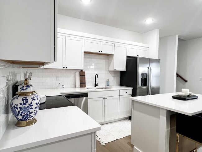 Photo - 287 Johnson Cir Townhome