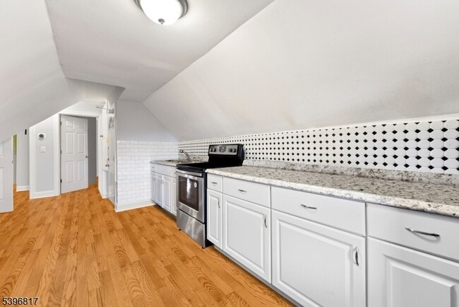 Photo - 76 Lafayette Ave Unit 3