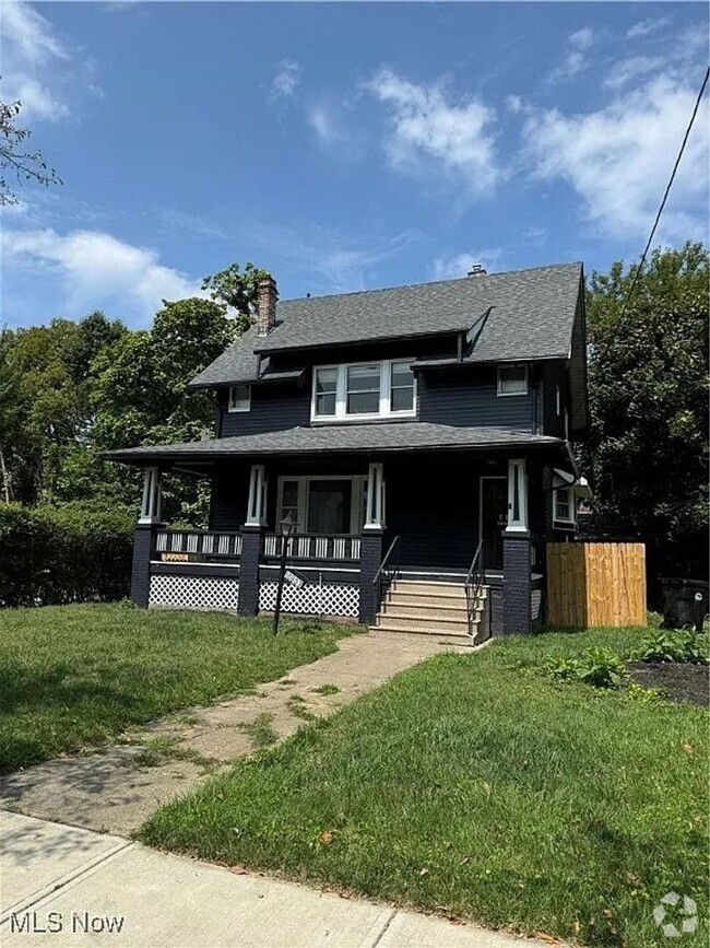 Building Photo - Charming 3 Bedroom 2 Bath in Cleveland Rental