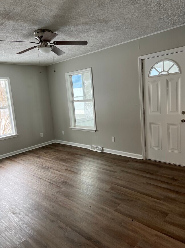 407 Hoffman St Rental For Rent in Newark, NY