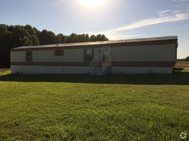 Building Photo - 2 BR, 2 BA singlewide in Pikeville Rental