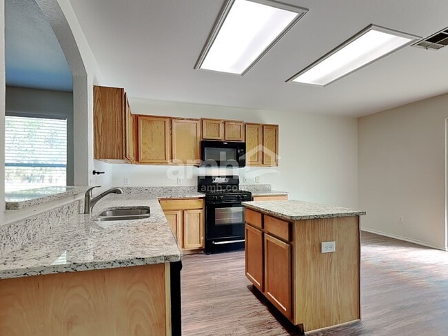 Photo - 161 Spring Branch Loop