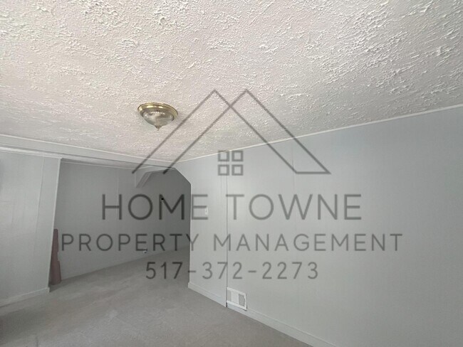 Photo - 1120 W Washtenaw St